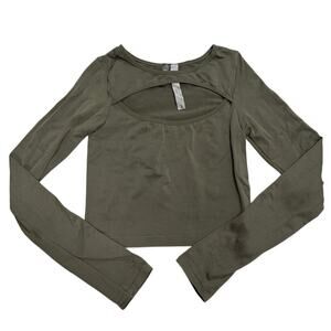 ANWND Olive Long Sleeve Cut Out Stretch Top 🫒 Soft Sexy Crop Top • Size S/M